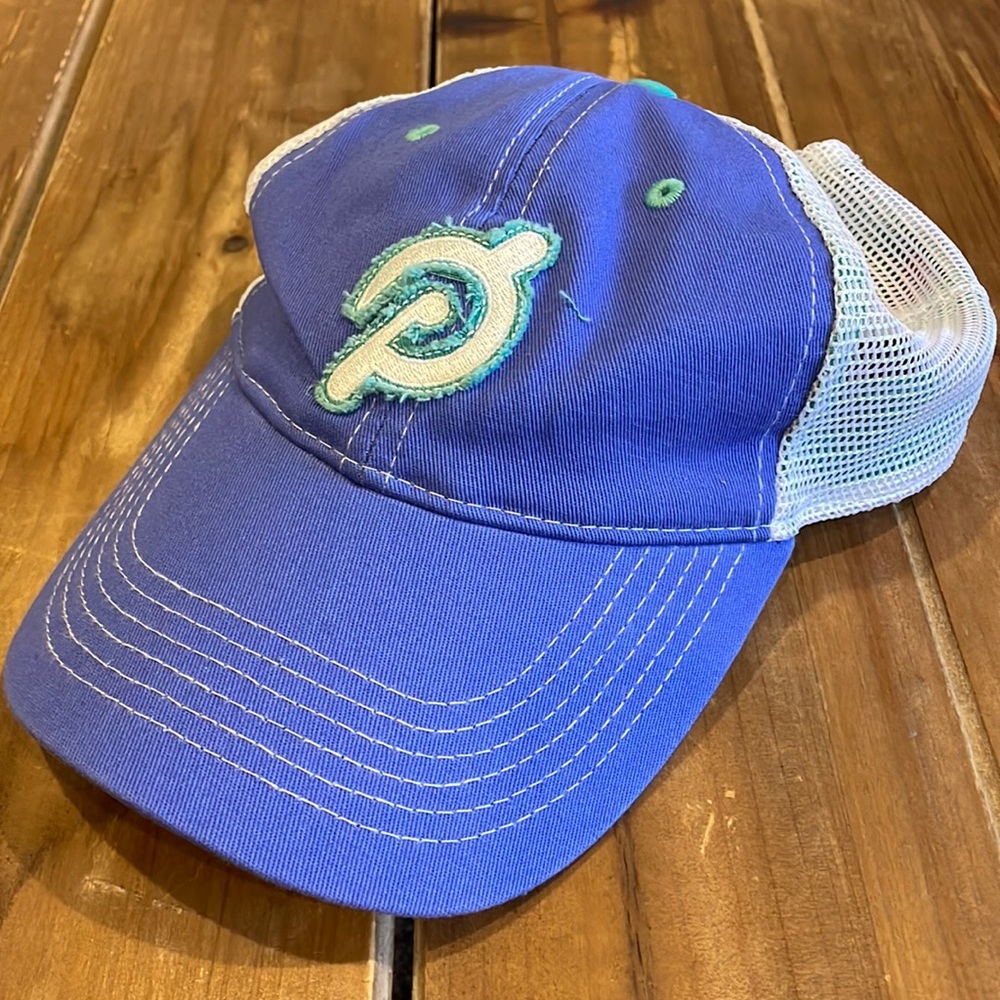 Peloton hat